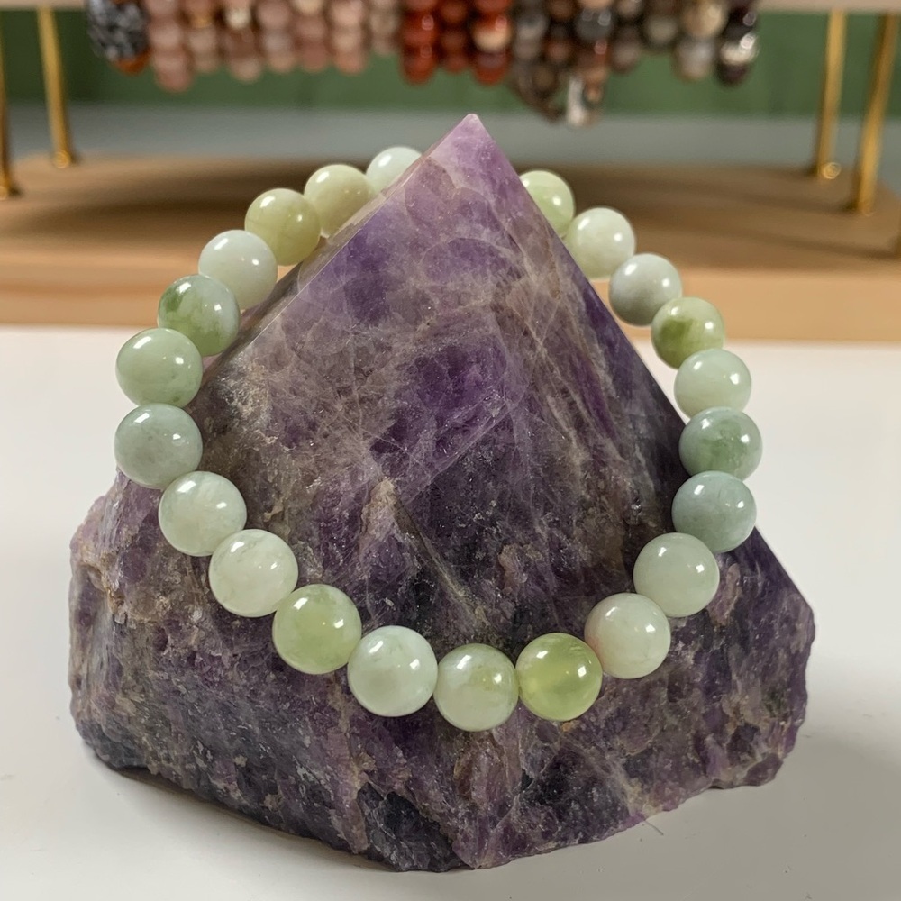 8mm Serpentine (aka "New Jade") Stretch Beaded Bracelet